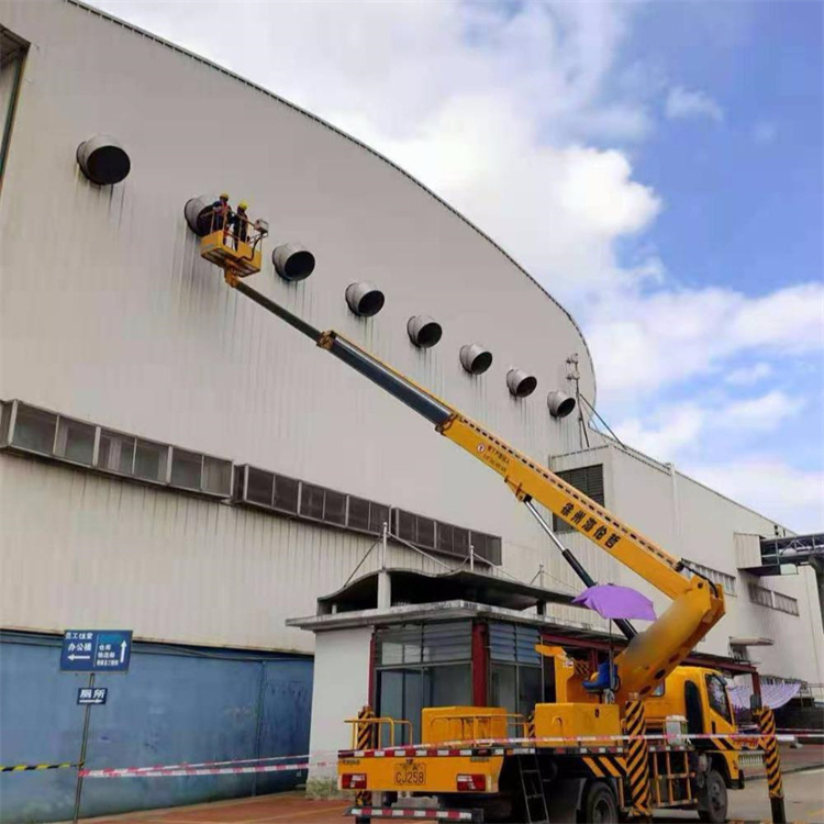 翠屏高空作业车出租服务：专业广告牌安装解决方案