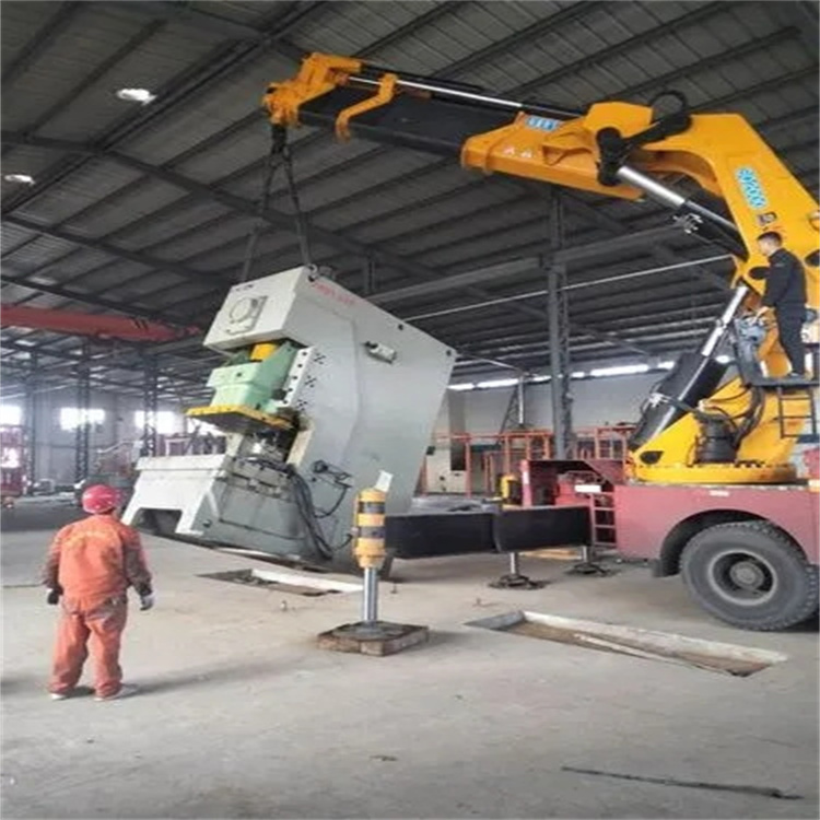 翠屏80吨折臂吊车出租附近电话