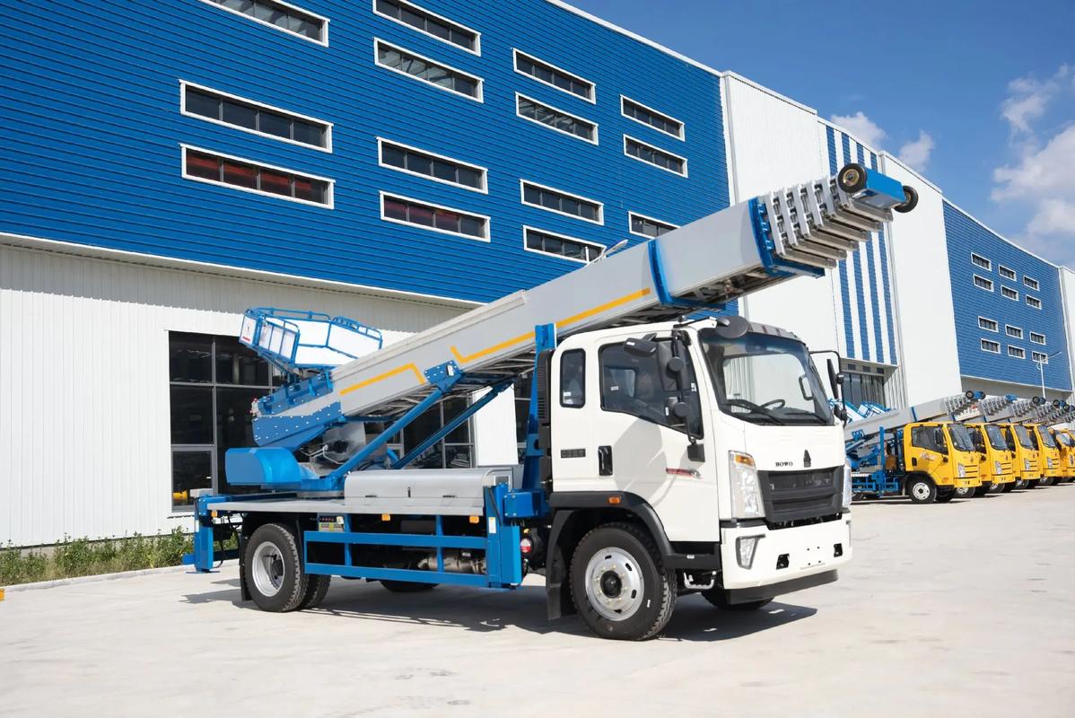 翠屏出租云梯车高空作业车 建筑垃圾搬运